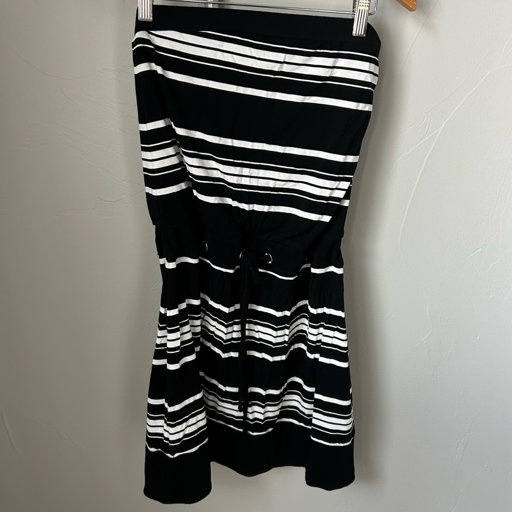 White House Black Market black and white striped strapless dress coverup size M